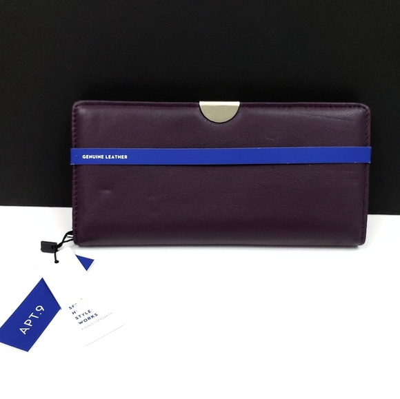 Apt. 9 Handbags - NWT Purple Genuine leather clutch wallet RFID Apt. 9 Handbags - NWT Purple Genuine leather clutch wallet RFID